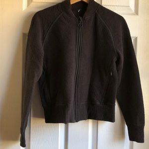Lulemon black zip sweater